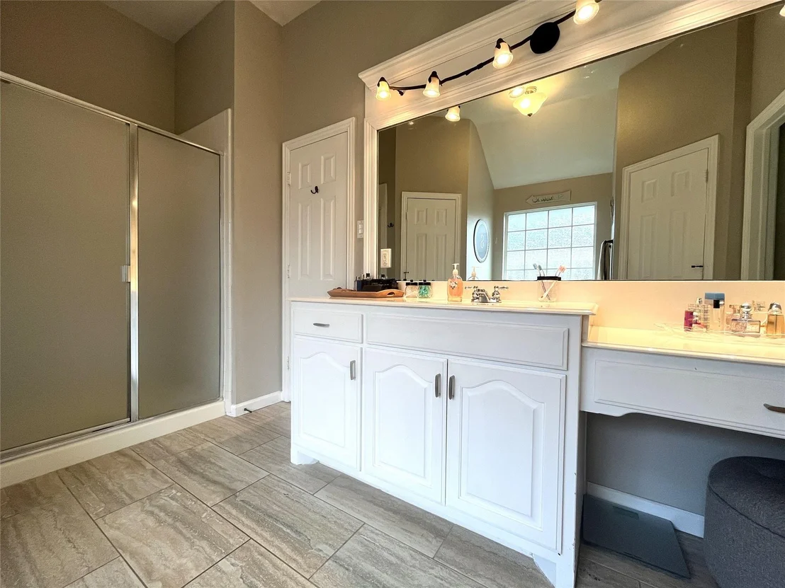 Photo of 106 Meadowlark Drive