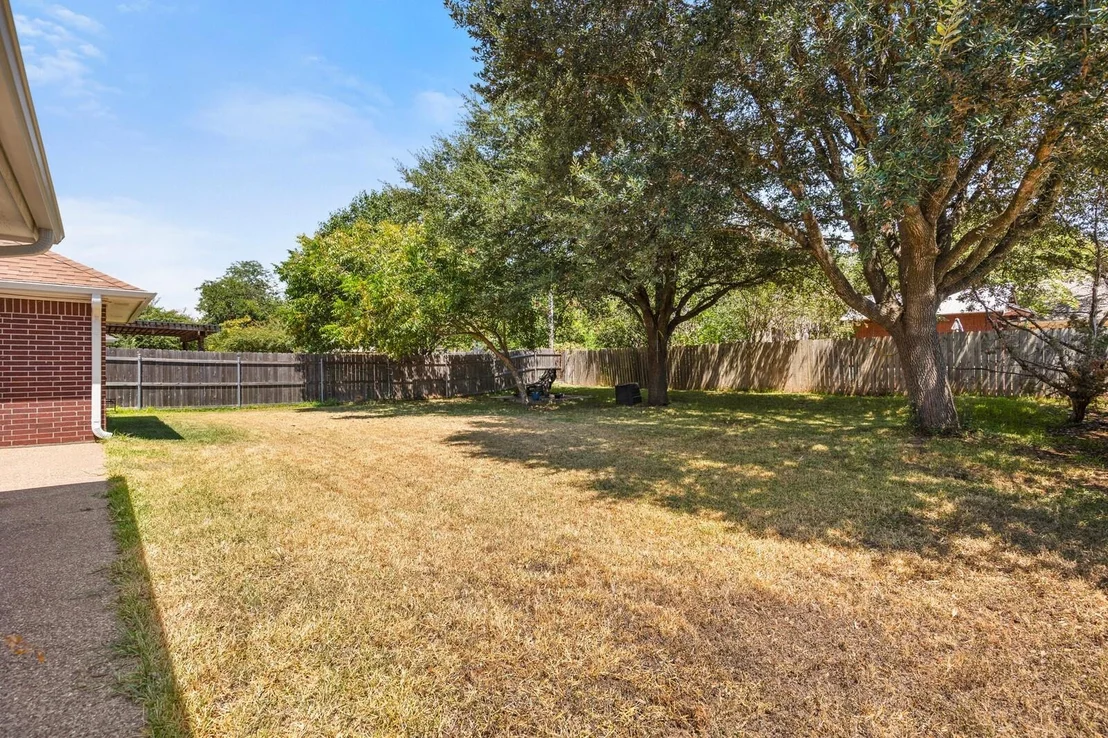 Photo of 2800 Comanche Trail