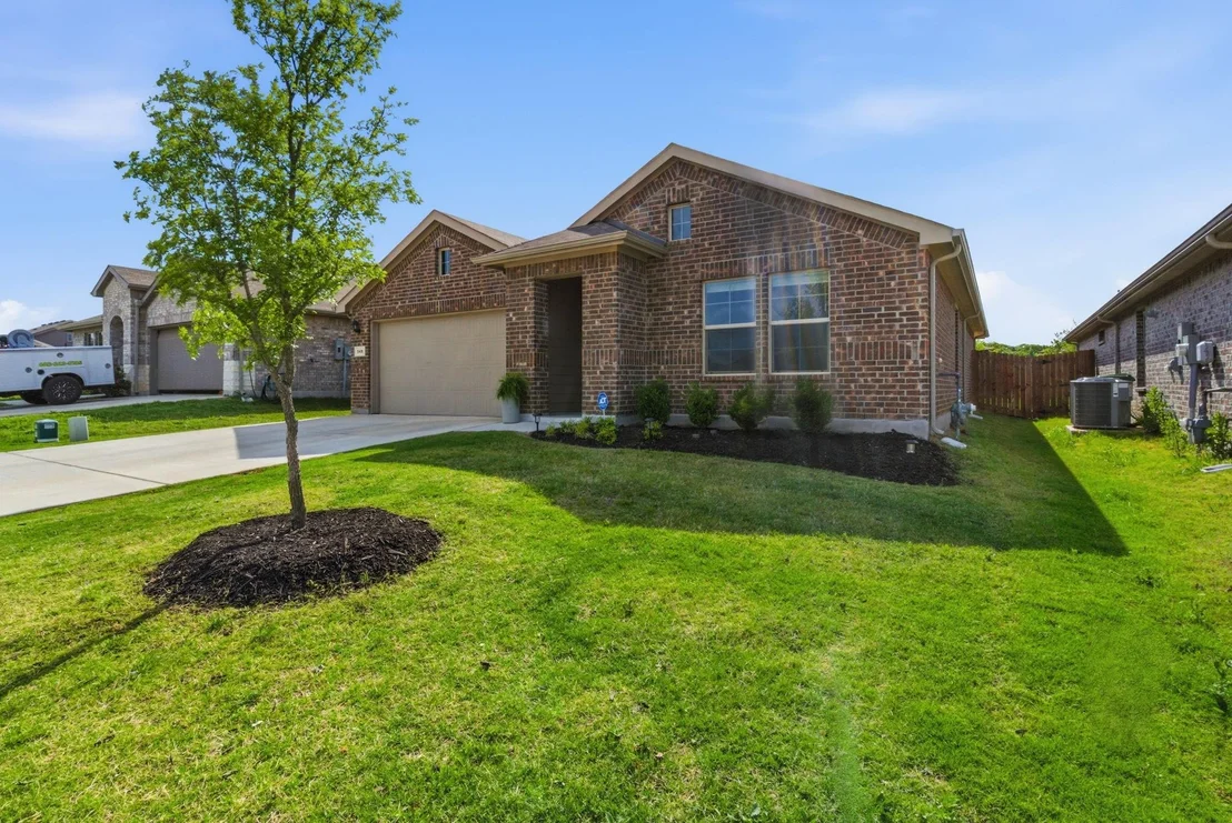 Photo of 549 Derby Lane