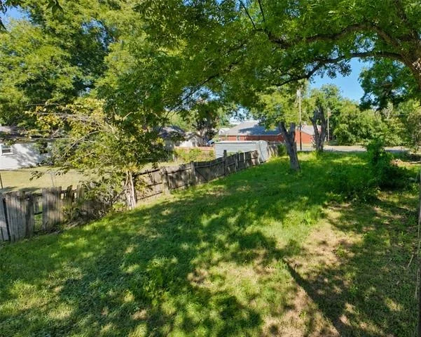 Photo of 810 Rusk Street