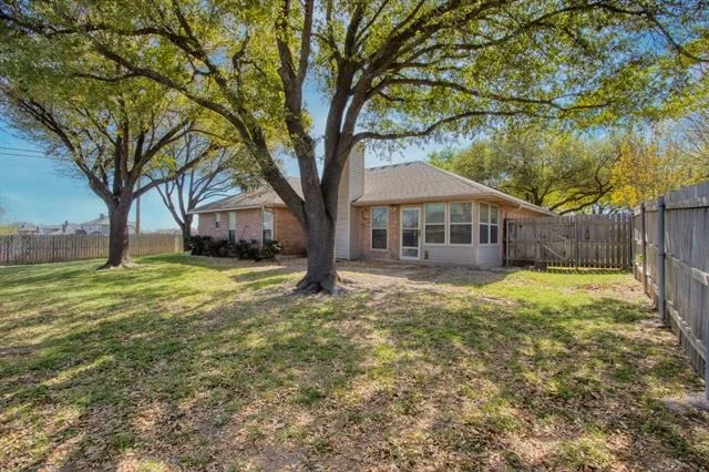 Photo of 120 Briar Ridge Drive