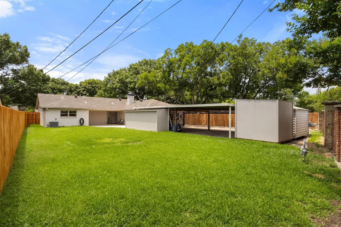 Photo of 908 Vinecrest Lane