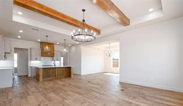 Photo of 140 Logan