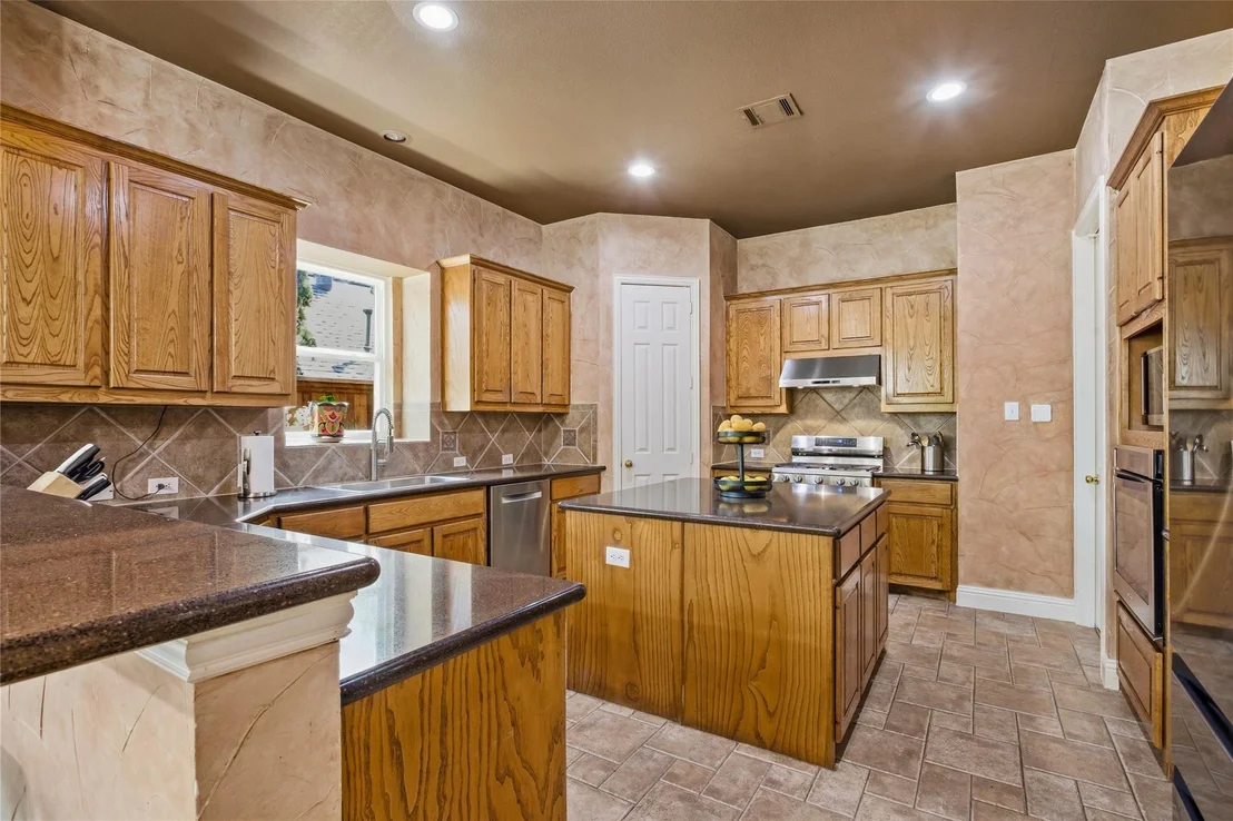 Photo of 9024 Bottlebrush Lane