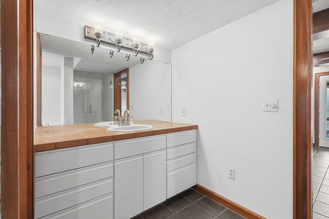 Photo of 13610 CR 283 N