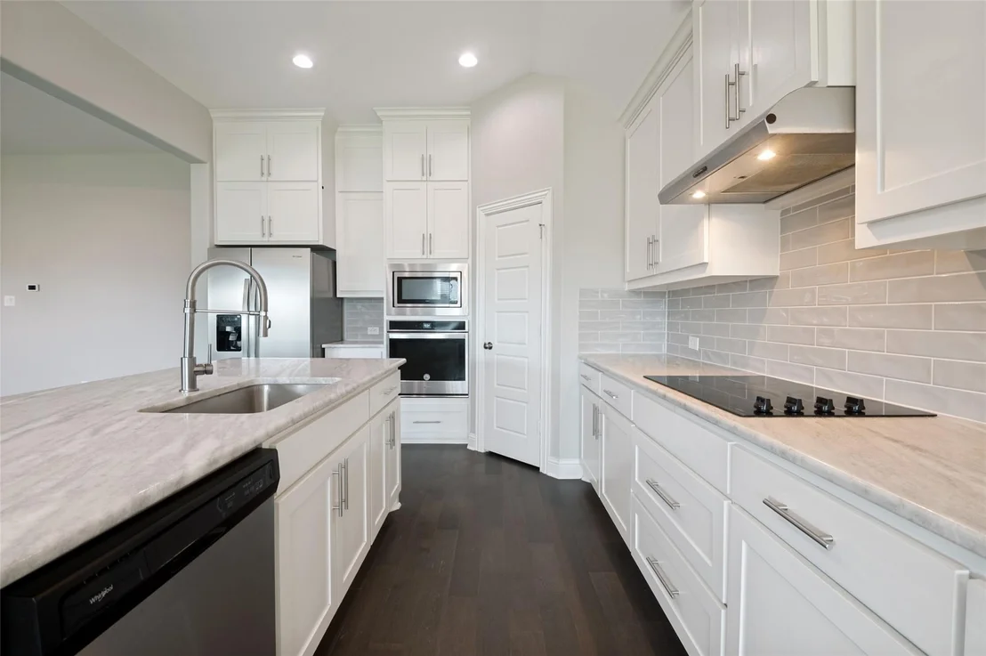 Photo of 541 Windrow Lane