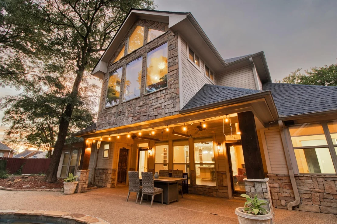 Photo of 3815 Holly Ridge Drive