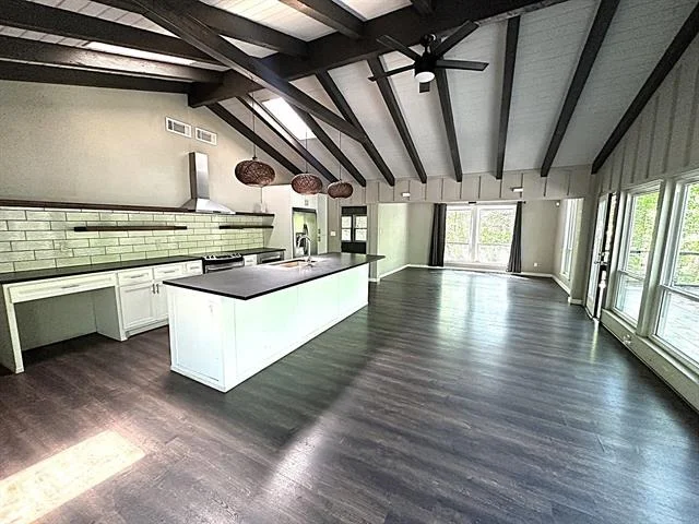 Photo of 274 Lakecrest Drive