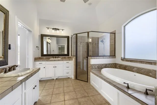 Photo of 1501 Willow Tree Drive