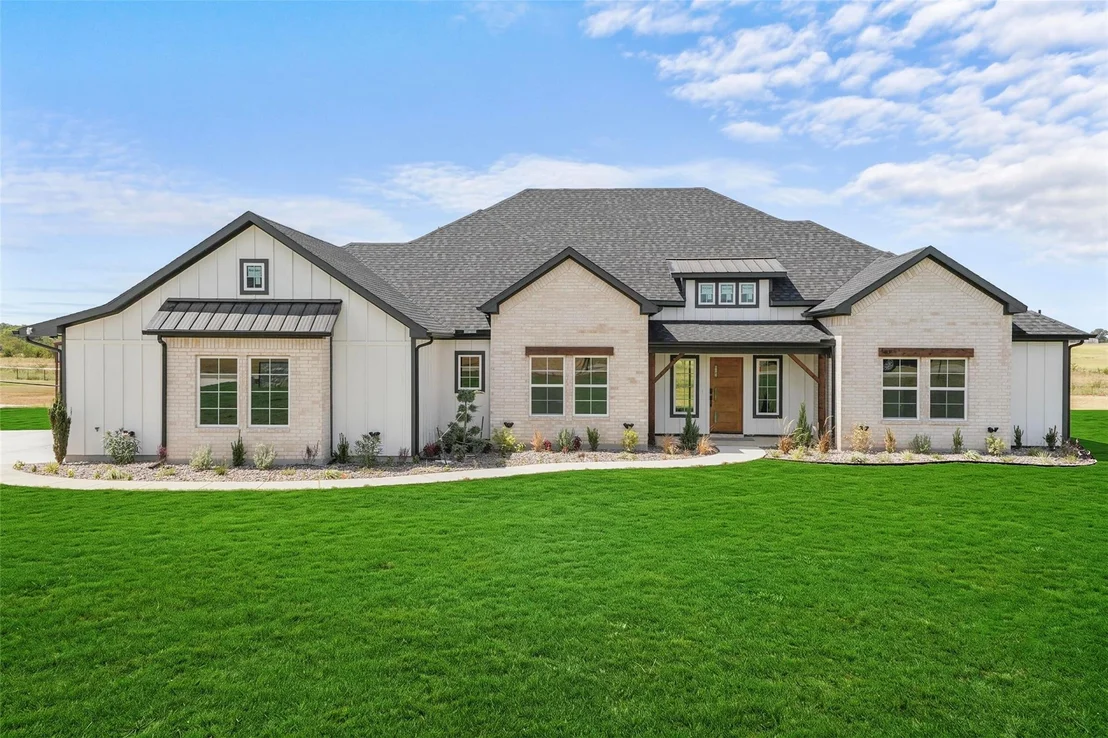 Photo of 1054 Dixie Estates Way