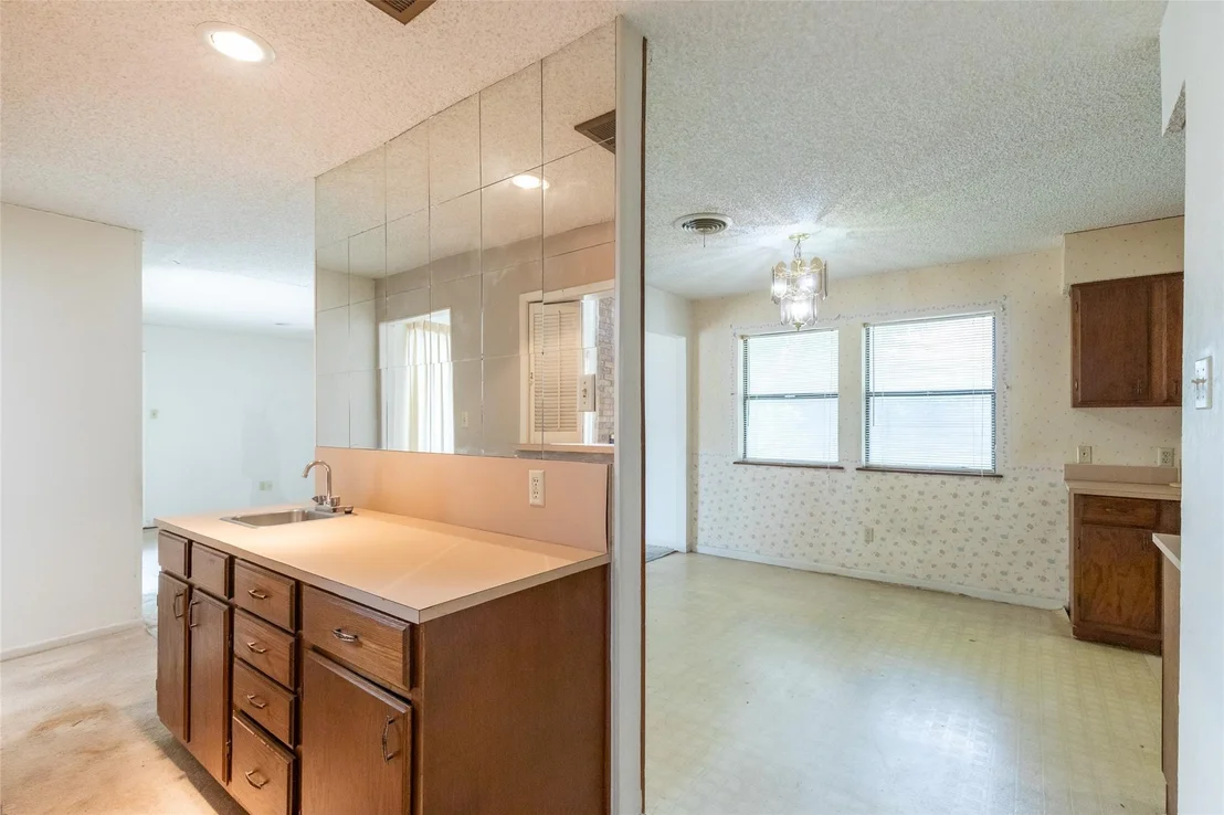 Photo of 3265 Woodhollow Circle
