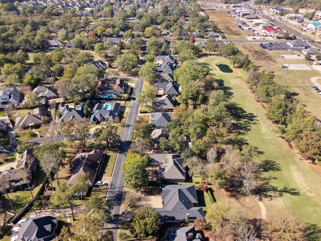 Photo of 1807 Royal Oak Drive