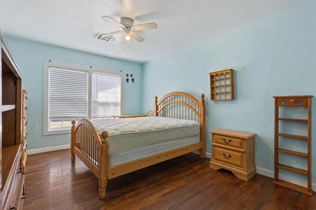 Photo of 4617 Colonial Avenue