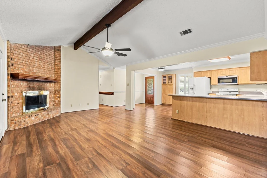 Photo of 7100 Canterbury Drive