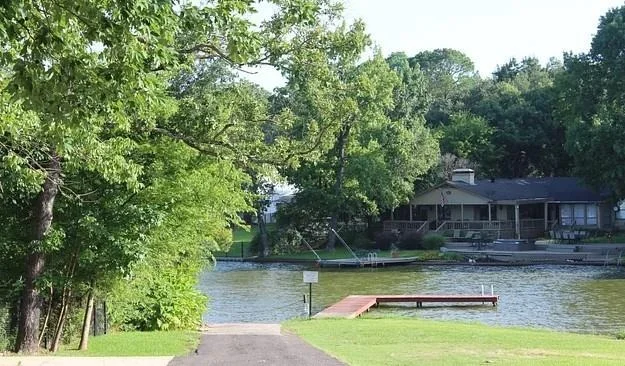 Photo of 101 Idlewood Road