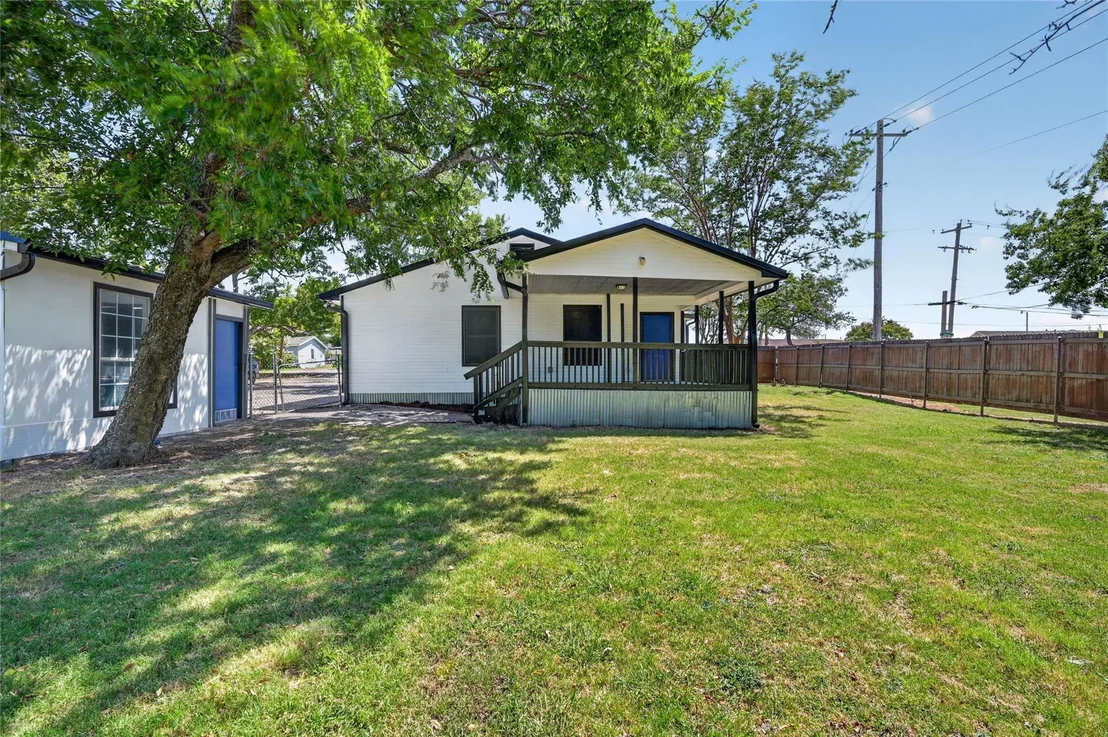 Photo of 600 Jefferson Avenue