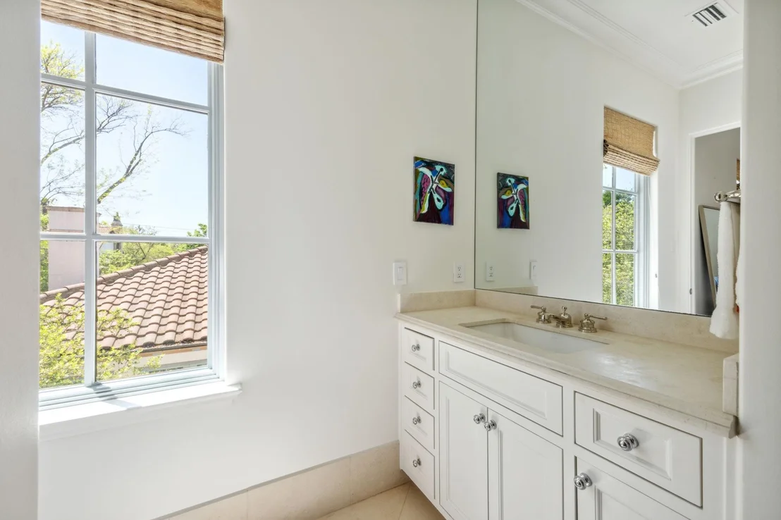 Photo of 4222 Brookview Drive