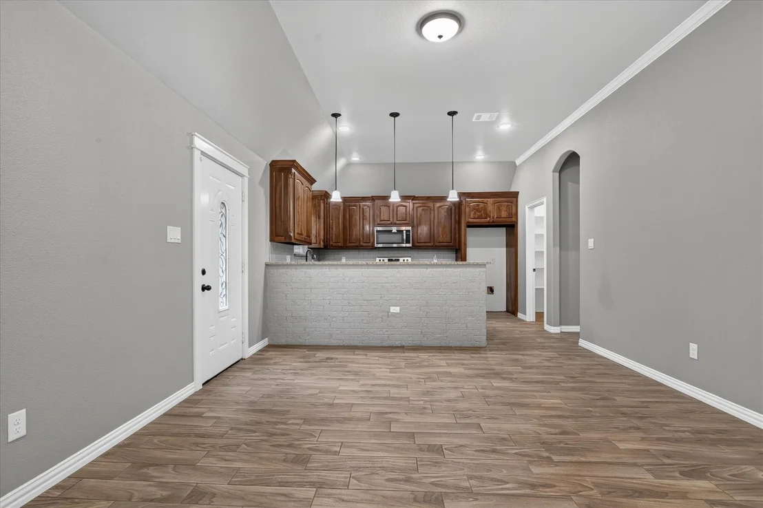Photo of 1612 Tanglewood Drive