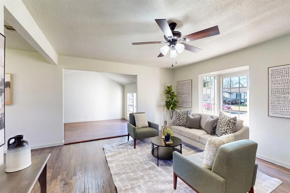 Photo of 2842 Carlson Drive