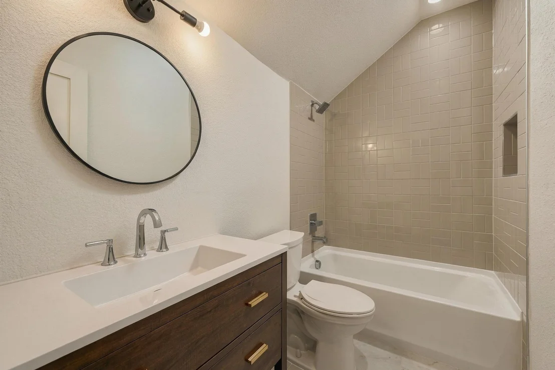 Photo of 2510 Creekbend Circle