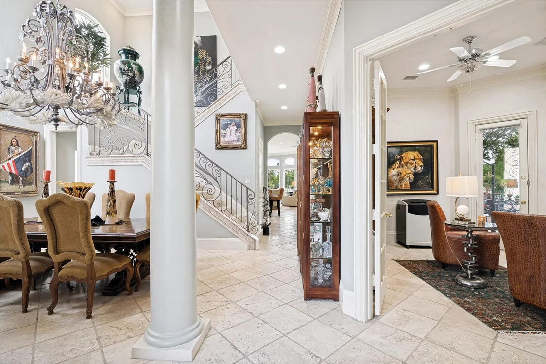 Photo of 5528 Gleneagles Drive