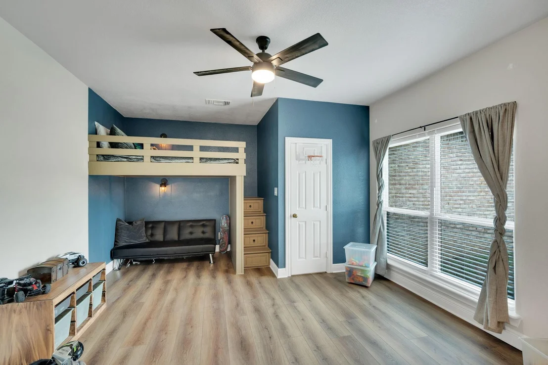 Photo of 6624 Shadow Valley Drive