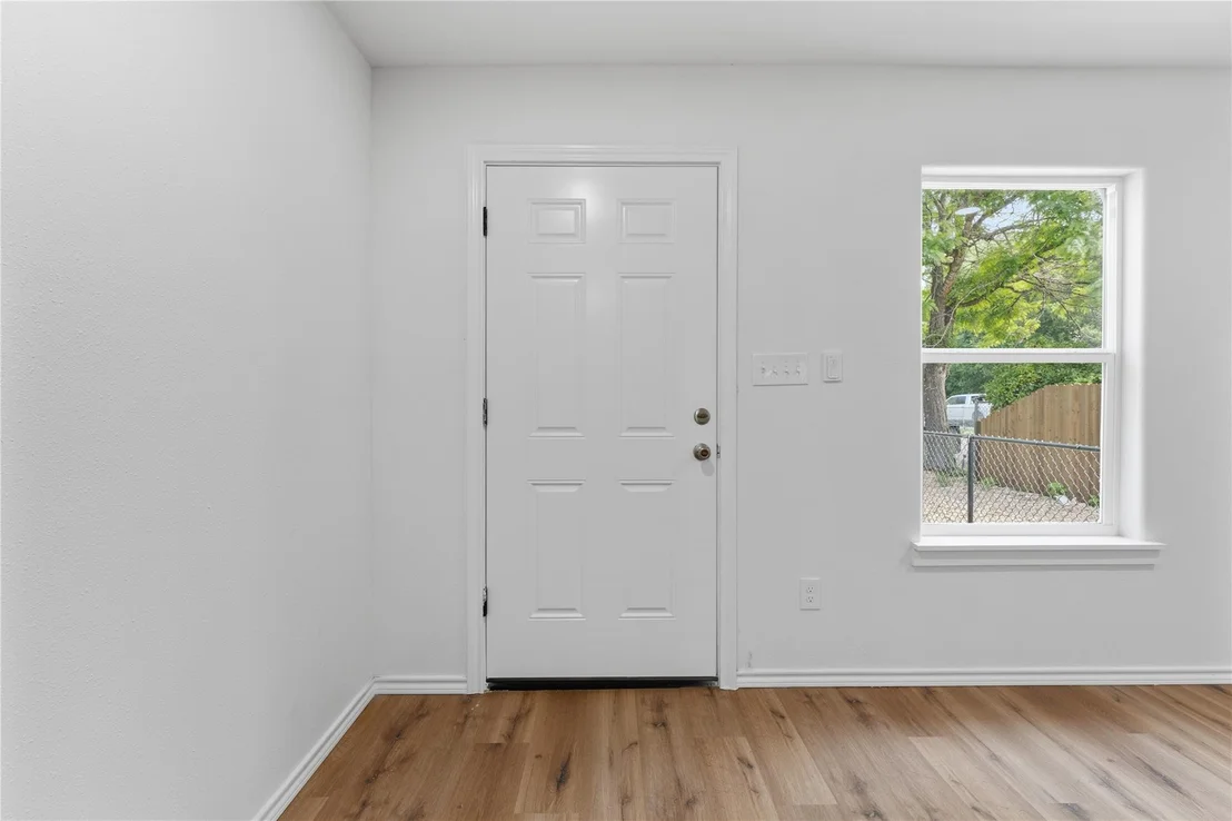 Photo of 2732 Mckenzie Avenue