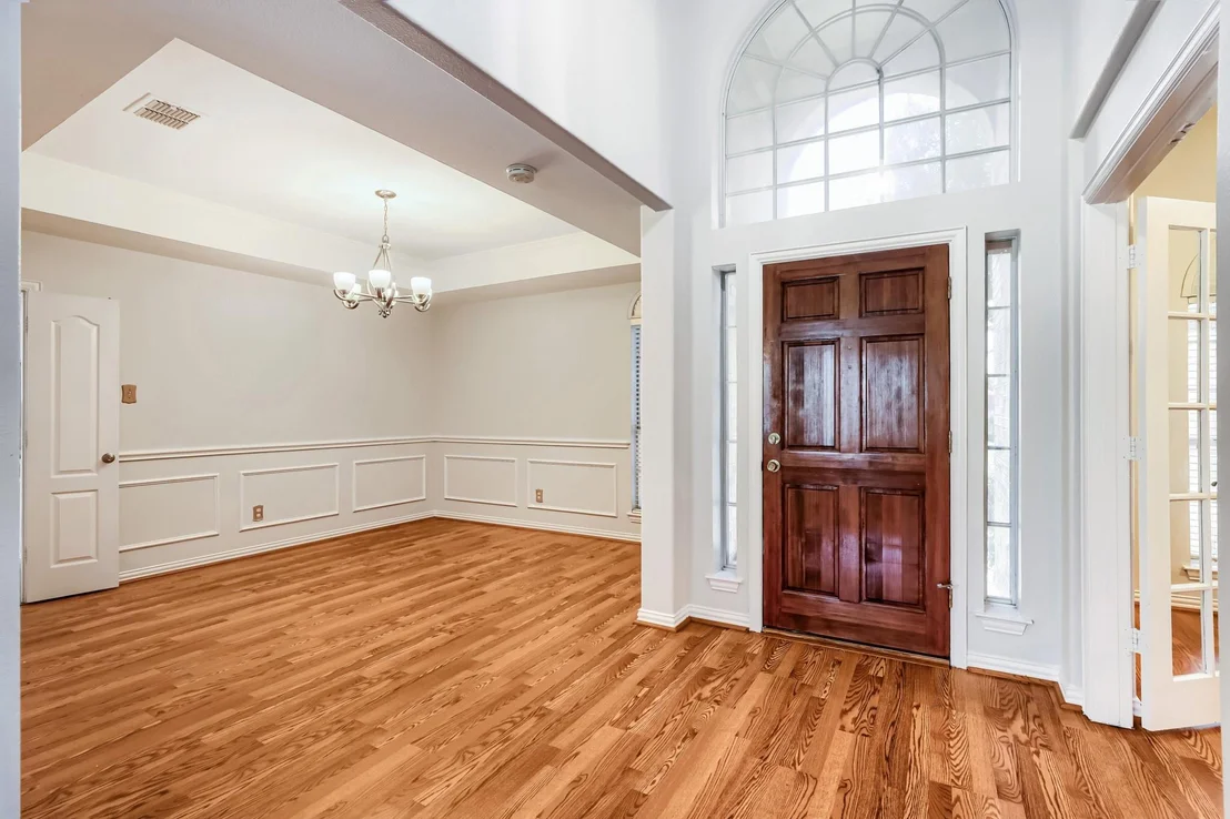Photo of 2066 Fair Oaks Circle
