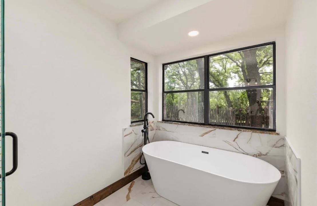 Photo of 3296 Campbell Trail