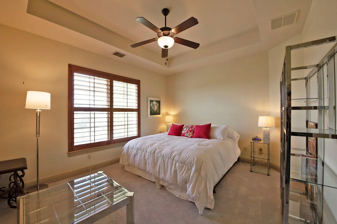 Photo of 100 Manor Drive