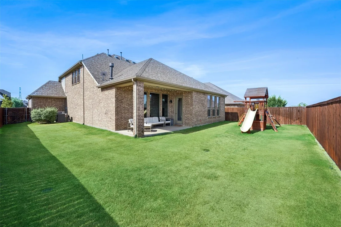 Photo of 1116 Broadmoor Way