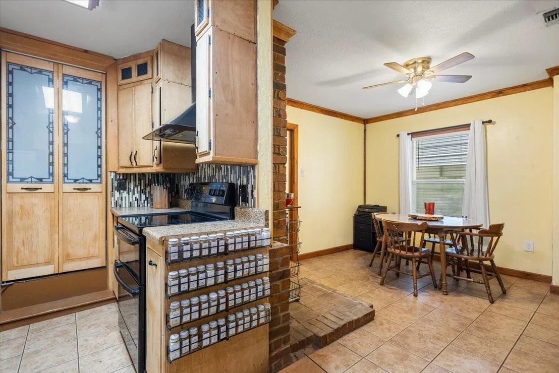 Photo of 2360 Elk Road