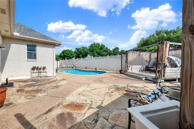 Photo of 910 Lahinch Circle