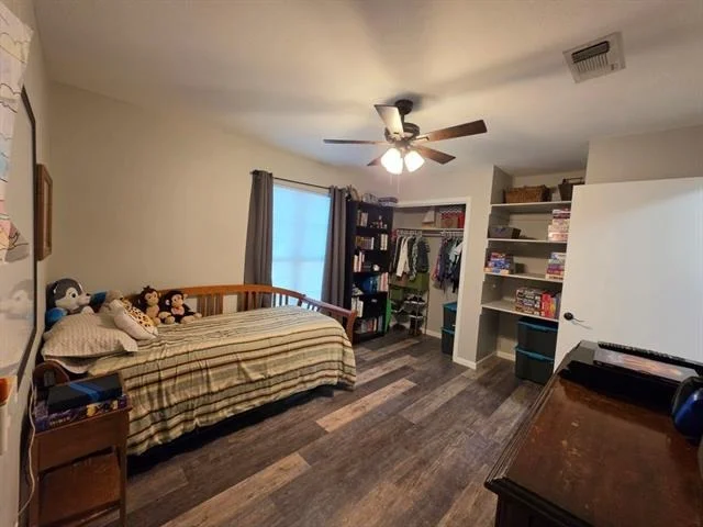 Photo of 104 Bowie Lane