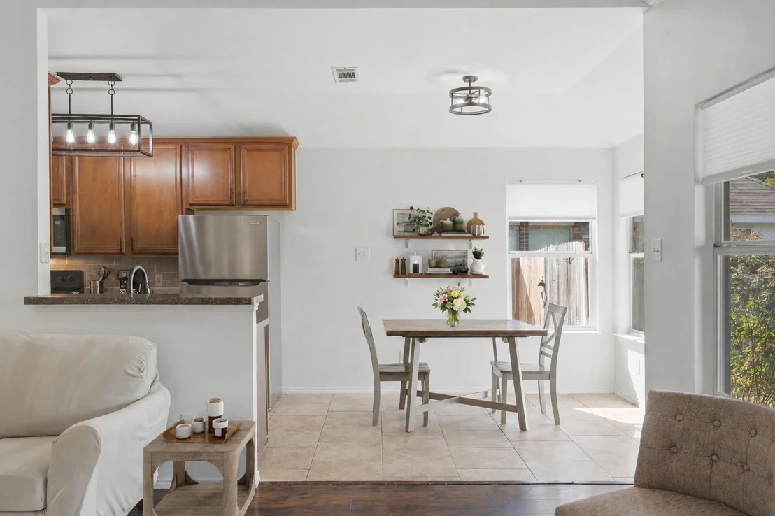 Photo of 412 Harvard Drive