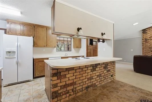 Photo of 546 Woodside Drive