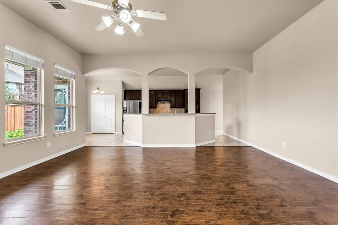 Photo of 1616 Nestledown Drive