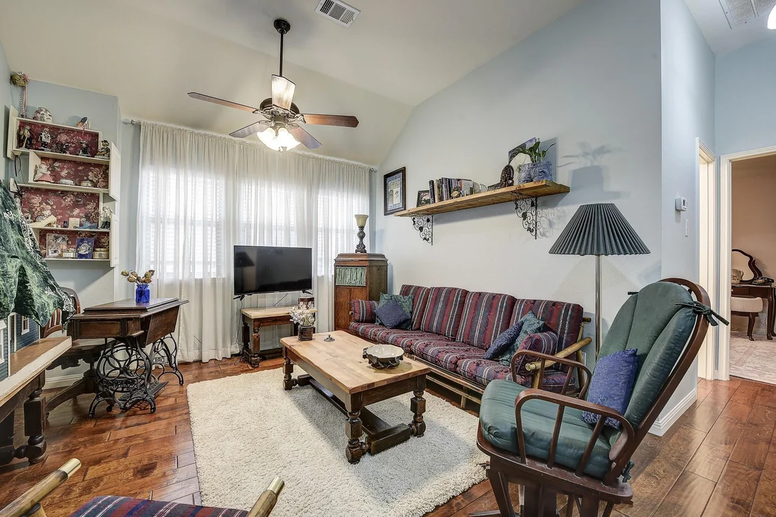 Photo of 620 Cypress Hill Drive