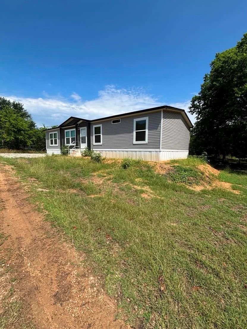 Photo of 1429 Oak Hill Drive