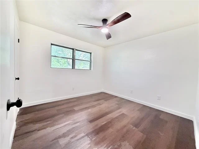 Photo of 1410 Westwood Drive