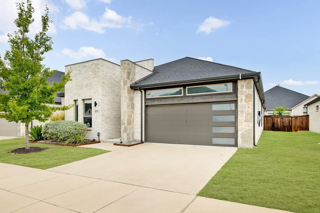 Photo of 1046 Ocean Breeze Drive