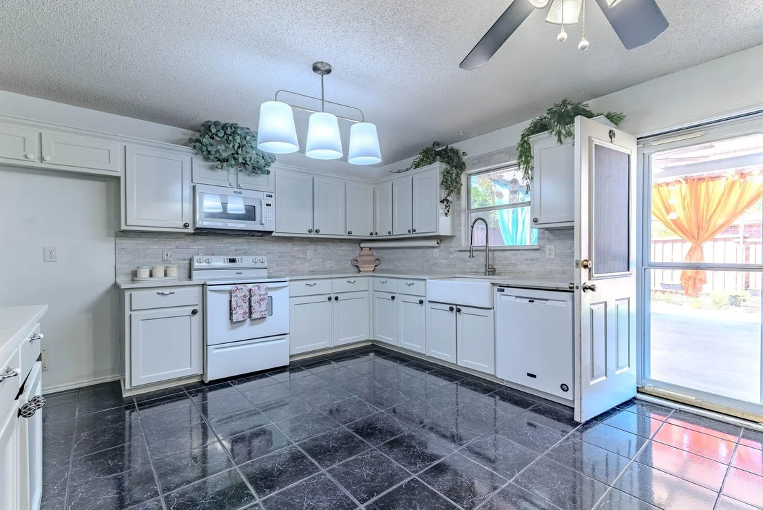 Photo of 3002 Cedar Crest Drive