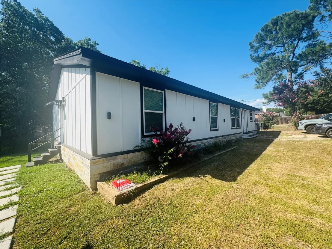 Photo of 3830 Colina Lane
