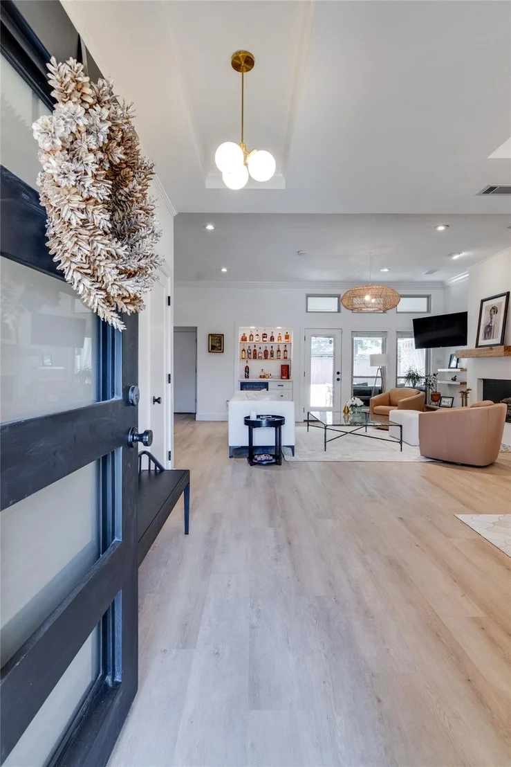 Photo of 2919 Sweet Briar Street