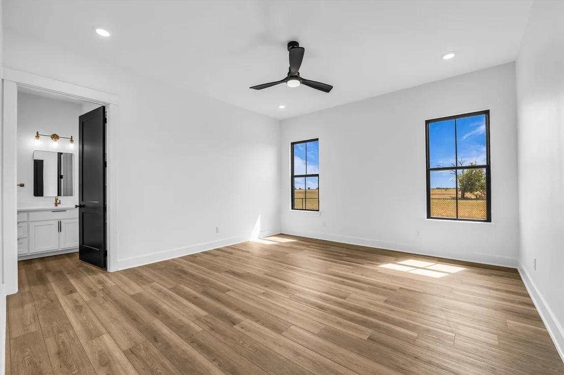 Photo of 611 Willow Moon Ranch