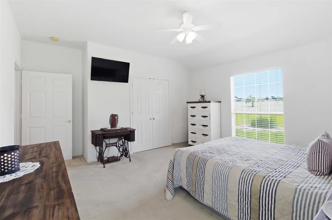 Photo of 2725 County Road 494