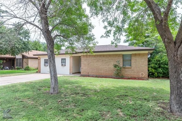 Photo of 3701 Varsity Lane