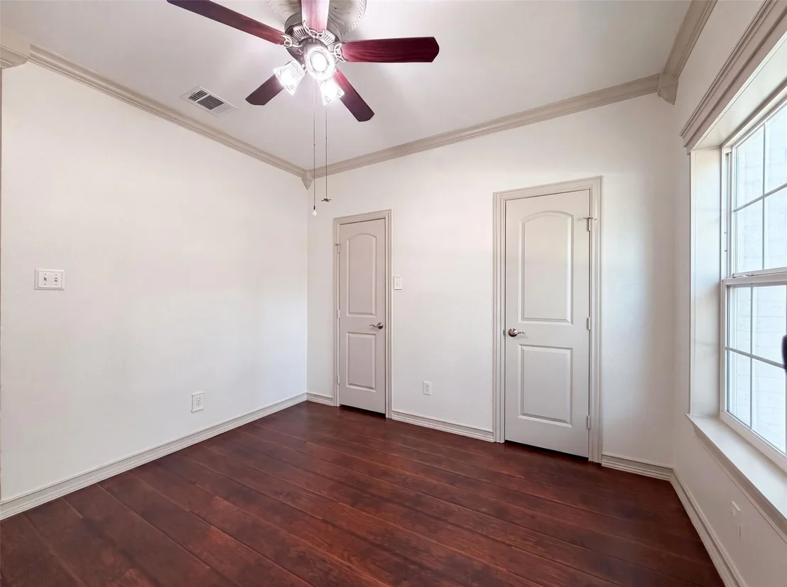 Photo of 6315 Meadow Glen Drive