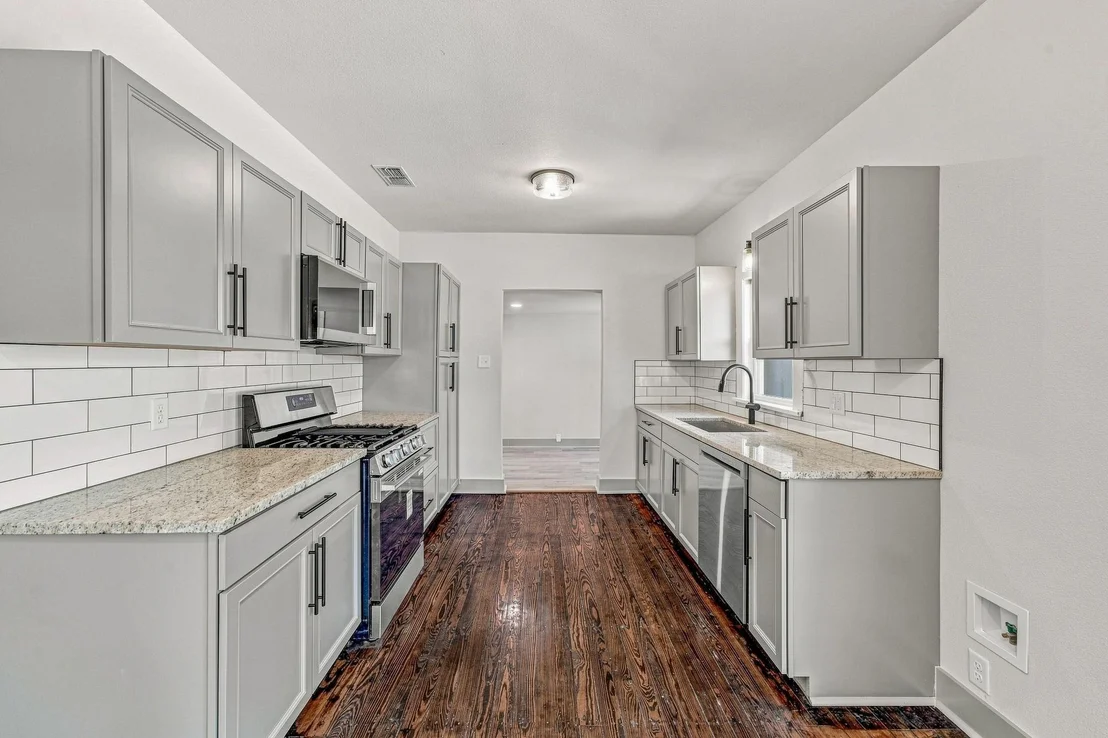 Photo of 910 3rd Street