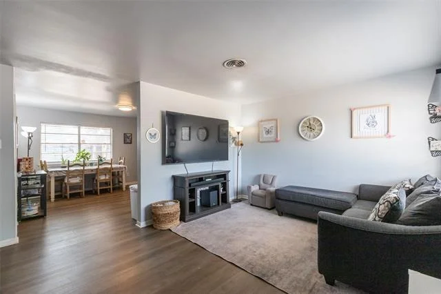 Photo of 3901 Laurel Drive